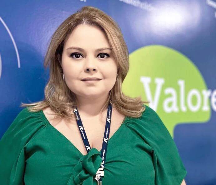 Entrevista com Neliza Ferraz, Coordenadora de Comunicação Corporativa no Grupo Aço Cearense