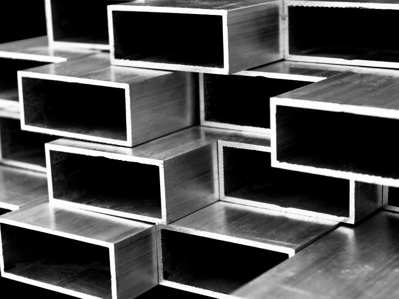 Tipos de tubos e metalons da Aço Cearense: conheça as variações e suas aplicações