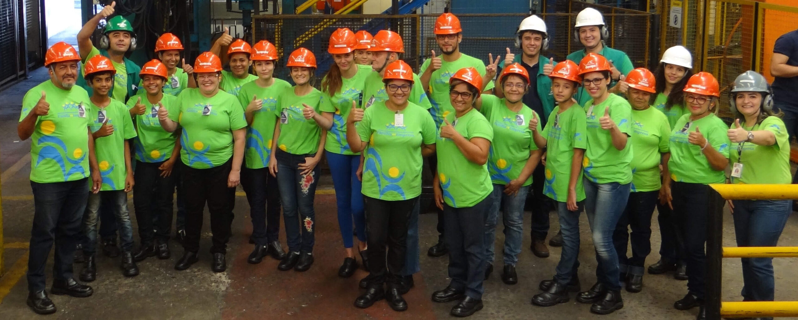 Familiares de colaboradores visitam a empresa