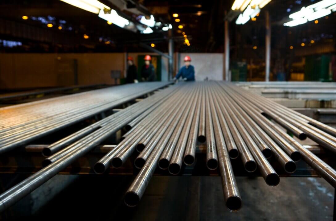 Tubos de aço carbono: confira suas características e vantagens