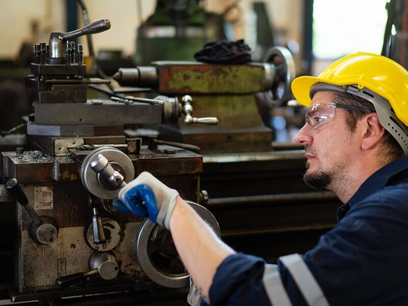 Manutenção preditiva na indústria: como antecipar falhas e otimizar a produção